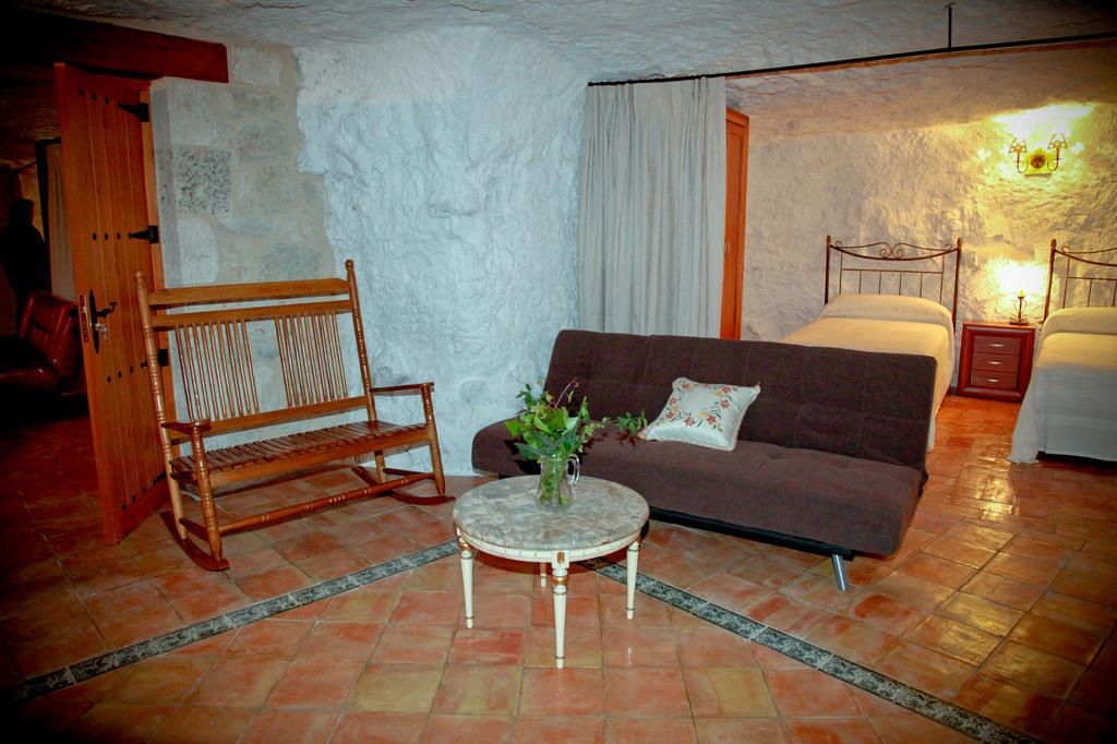 Casa Rural La Bodeguilla Alcala del Jucar Værelse billede
