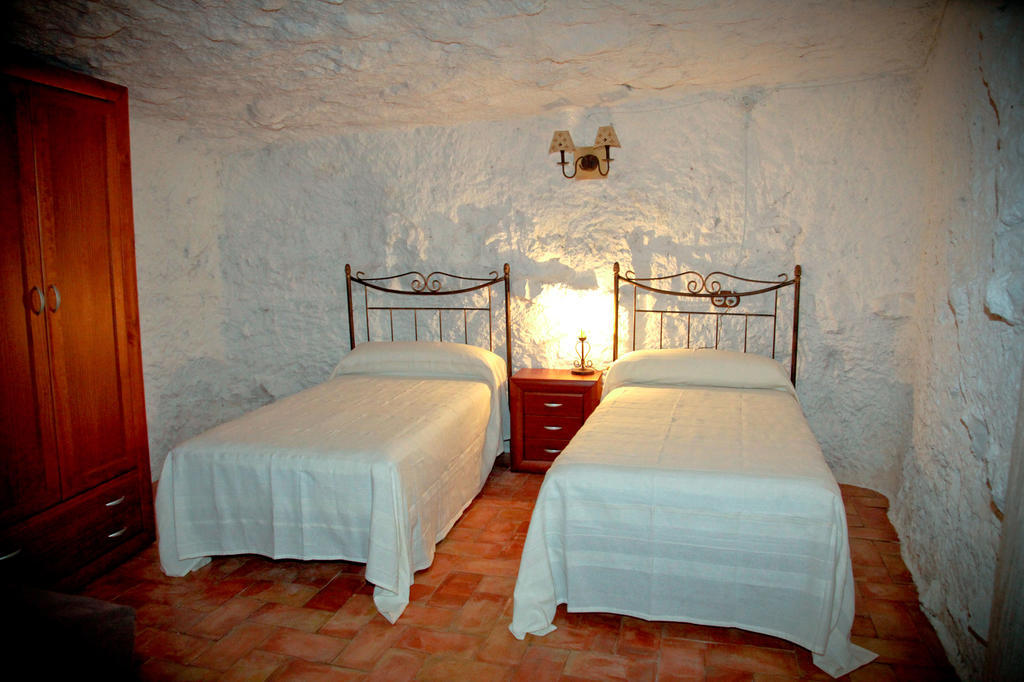 Casa Rural La Bodeguilla Alcala del Jucar Værelse billede
