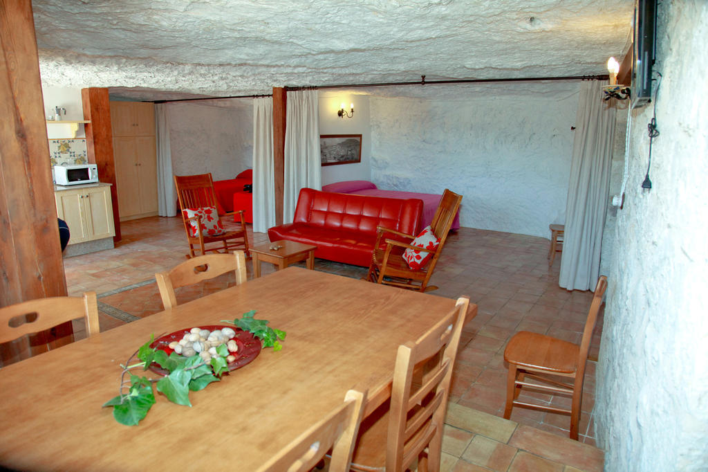 Casa Rural La Bodeguilla Alcala del Jucar Værelse billede